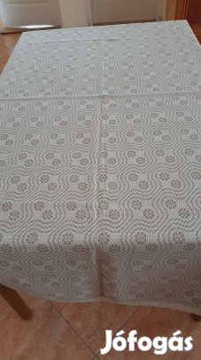 Új nagyméretű asztalterítő eladó