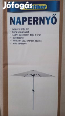 Új napernyő, tartóval együtt eladó