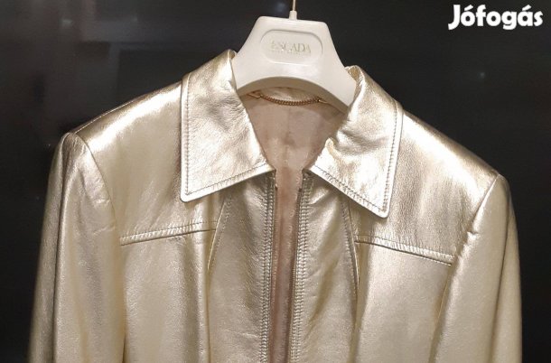 Új női Escada kabát. Mérete M