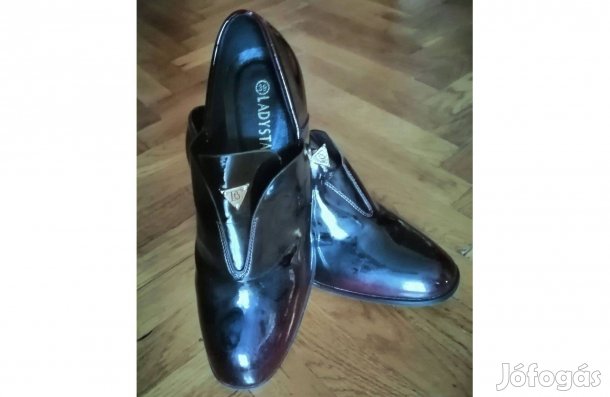 Új női Ladystar 39-es bokacsizma eladó