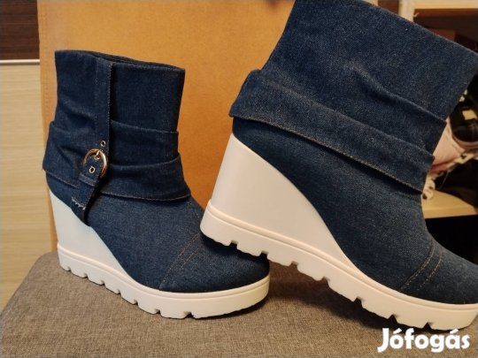 Új női farmer bokacsizma 37-es méret!