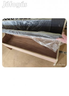 Új pad csomagolásában