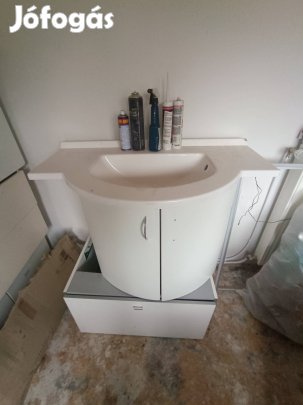 Új prémium minőségű mosdó szekrények. 