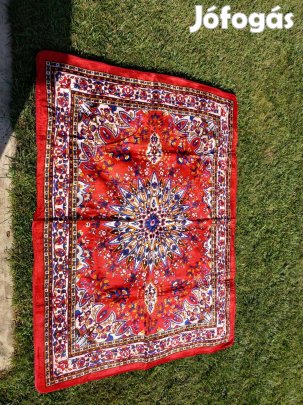 Új selyem mokett ágyra vagy falra 140x200