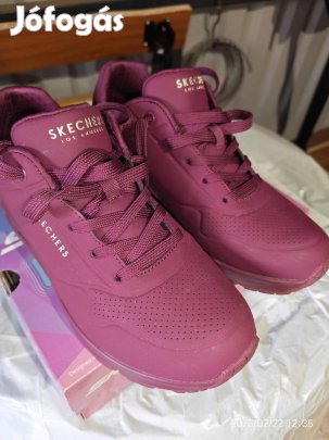Új skechers 38as női cipő légpárnás