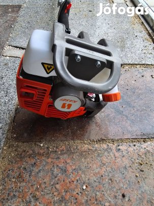 Új soha nem használt Kasei benzines magassági ágvágó fűrész 27 cm3