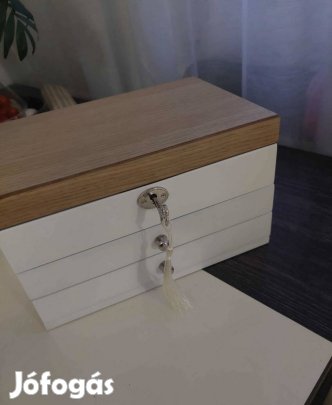 Új songmics ékszertartó