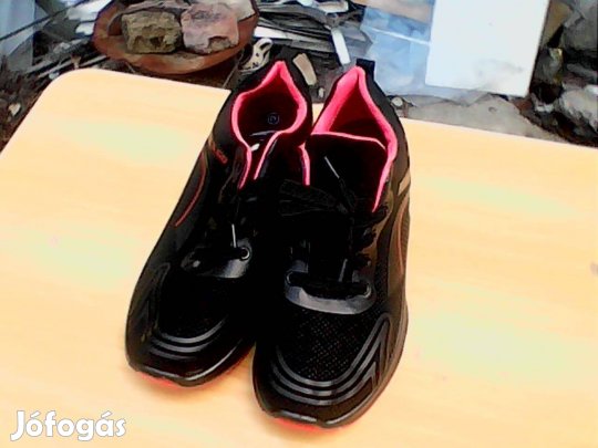 Új sport cipő, 43-as