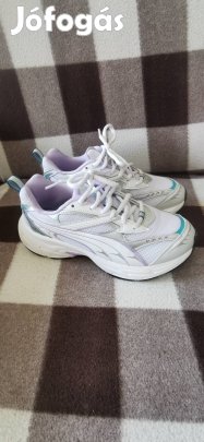 Új sportcipő 