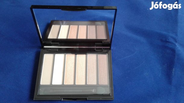 Új szemhéj púder, pirosító ecsettel