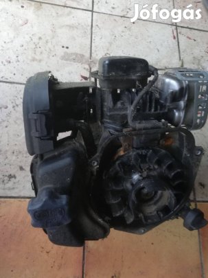 Új típusú Briggs motor alkatrésznek eladó!