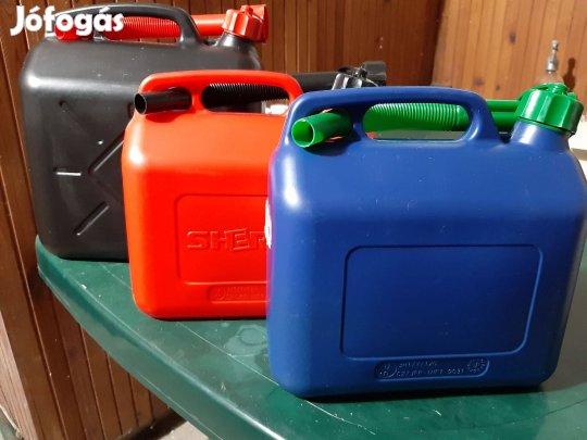 Új üzemanyag kanna