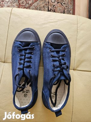 Új vászon cipő edzőcipő sötétkék 37 -es méret