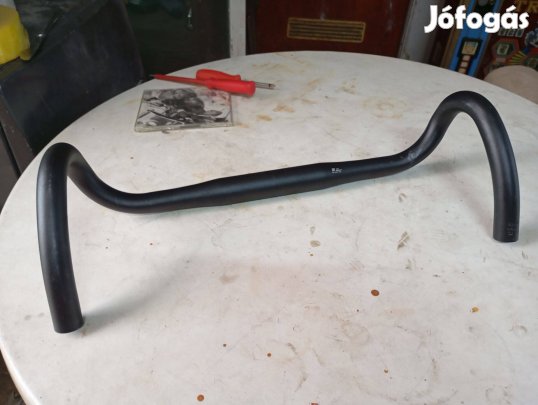 Új verseny keró kormány eladó