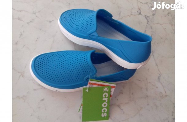 Új világoskék Crocs slip-on gumicipő 37 vagy 41 méret