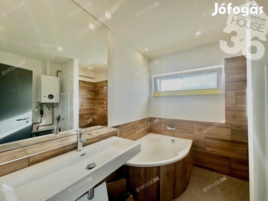 Újépítés a Petőfiváros peremén