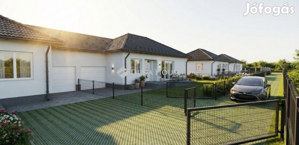 Újépítésű, garázskapcsolatos 3 szoba + nappalis ikerházfél