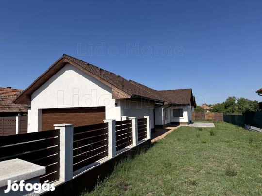 Újépítésű,energiatakarékos ikerház Albertirsán,Azonnal költözhető