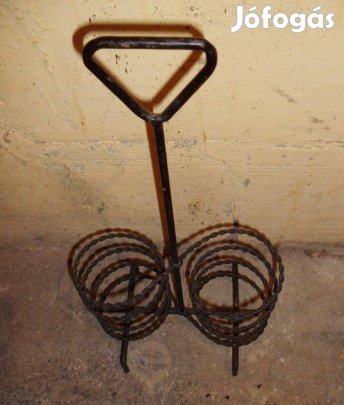 Ujj Kovácsoltvas bortartó újság tartóval