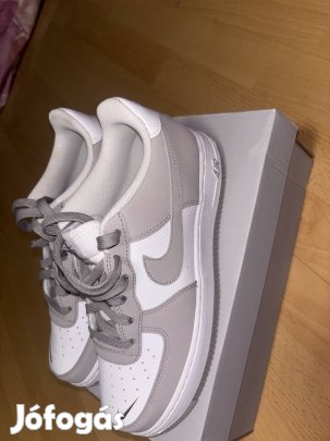 Ujj Nike air force 39,36 méretben 