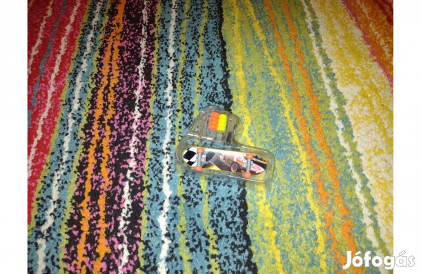 Ujj gördeszka játék kerekekkel szerszámokkal