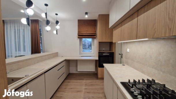 Újjá varázsolt lakás a Sóstói erdő közelében