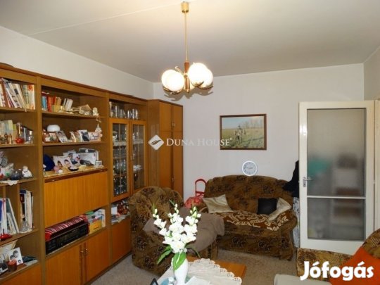 Újkertben sürgősen aldó lakás, kitünő lokációval