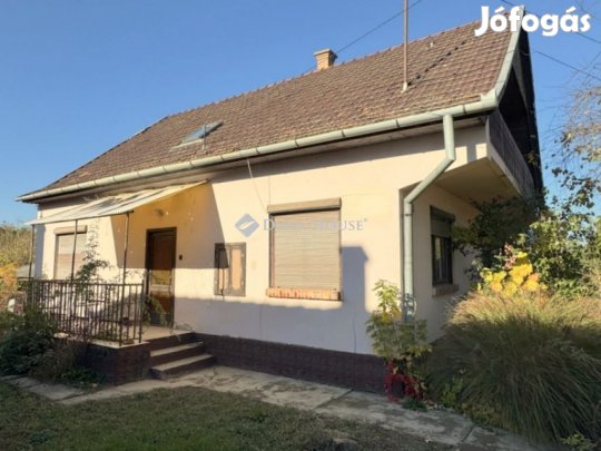 Újkígyósi eladó 117 nm-es ház