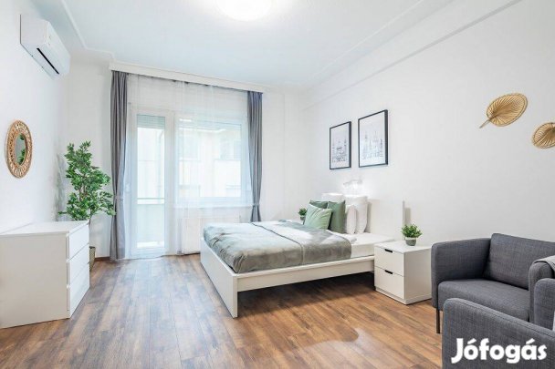 Újlipótvárosi napfényes lakás
