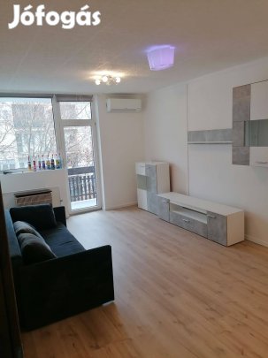 Újpest Reviczky utcában tégla lakás eladó