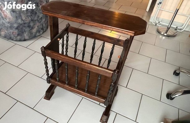 Újságtartó polc (nagyméretű)