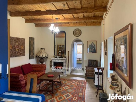 Újszászi 75 nm-es ház eladó