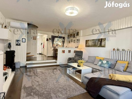 Újszegedi, felújított sorház