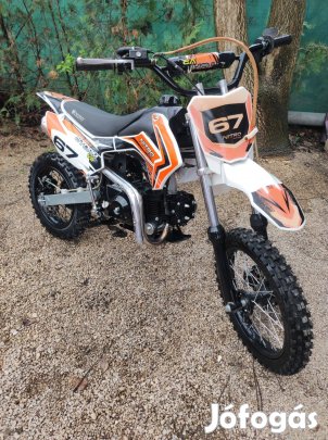 Újszerű,110-es pit bike eladó
