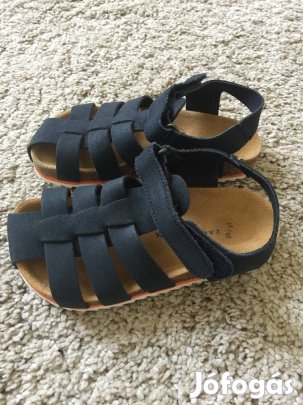 Újszerű 26/27-es Zara kisfiú szandál