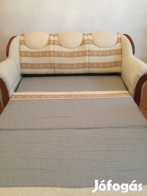 Újszerű 3 személyes ágyazható kanapé eladó