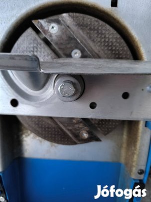 Újszerű AL-KO King 2400W ágdaráló ágapritó gyümölcs ág daráló aprító!