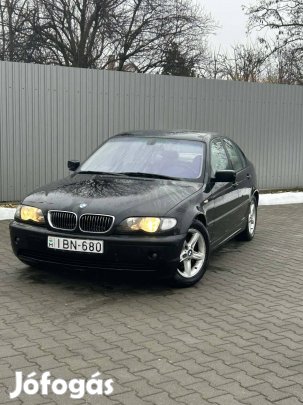 Újszerű BMW 318i 2003 évjárat 