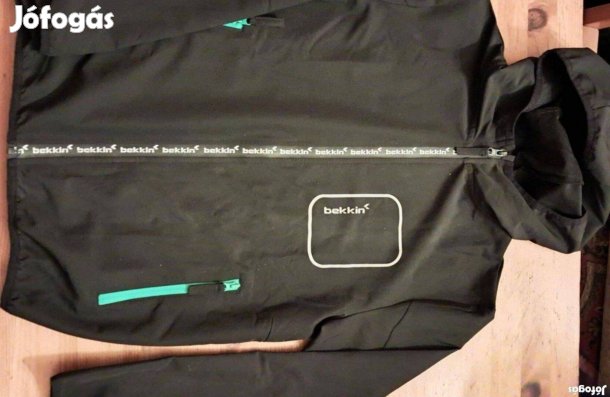 Újszerű Bekkin 152-es átmeneti dzseki eladó