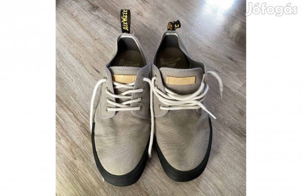 Újszerű Dr Martens Pressler cipő eladó, 42-es
