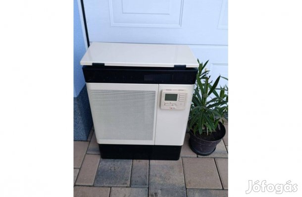 Újszerű FÉG eRp GF26 parapetes konvektor digitális 1 év garancia