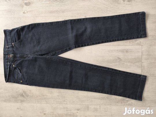 Újszerű F&F sötétkék farmer nadrág - 11-12 év, 152