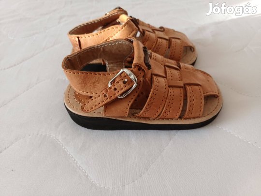 Újszerű Ferracini olasz bőrszandál 22-s bth:13.5 cm