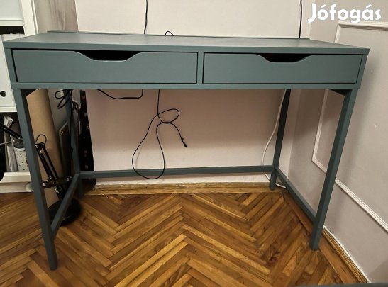 Újszerű IKEA íróasztal, áron alul