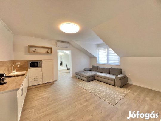 Újszerű Igényes Lakás Kiadó