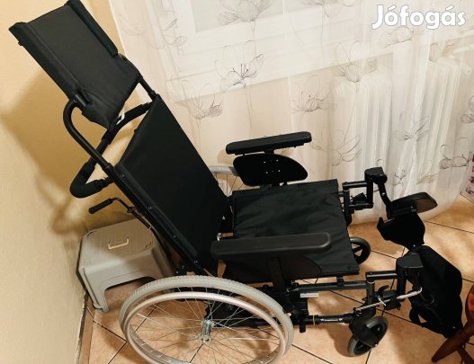 Újszerü Kerekesszék eladó!!!