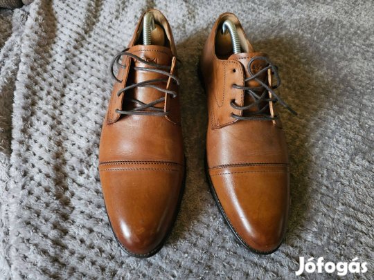 Újszerű Lasocki valódi bőr cipő 42-es
