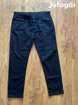 Újszerű Mln férfi farmer