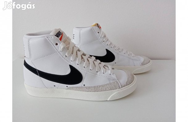 Újszerű Nike Blazer Mid 77 fehér sportcipő sneaker 36 cipő eladó
