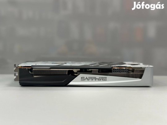 Újszerű Sapphire Nitro Plus 5700 XT, tökéletes állapotban garanciával